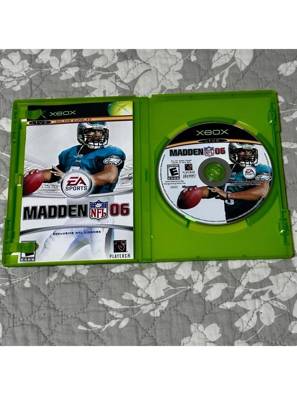 Madden NFL 06 (Microsoft Xbox, 2005) Complete With Manual - Tested 🏈